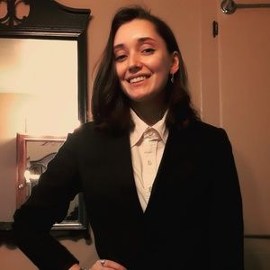 Meet your Posher, Amelia